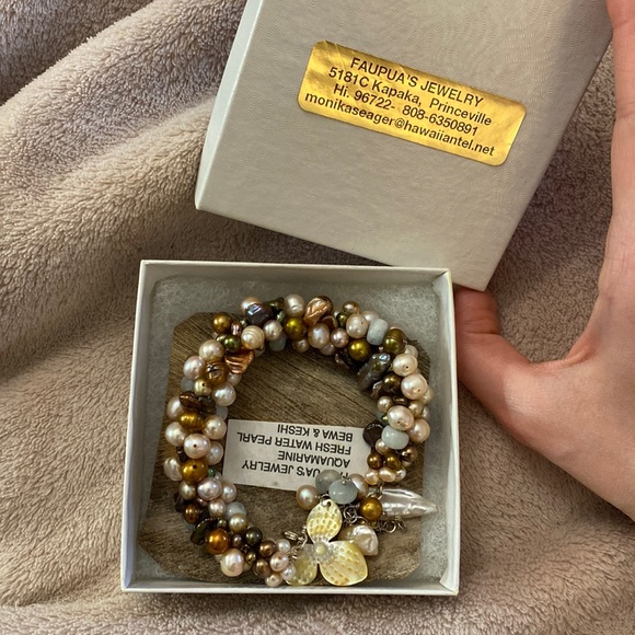 Genuine Pearl Bracelet - Picture 1 of 5